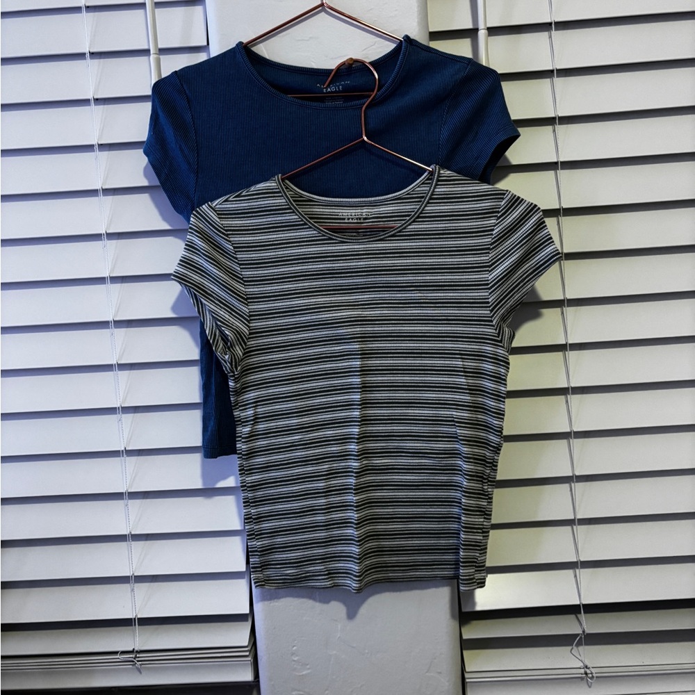 American Eagle Striped and Solid T-Shirt Set🌊🌴